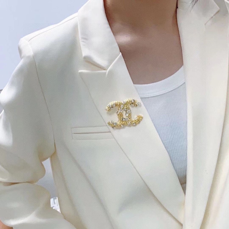 Ch**el brooches